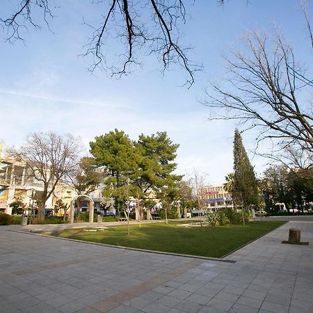 Classic 2 Bedroom Apartment Next To Metro - Marousi Athènes Extérieur photo